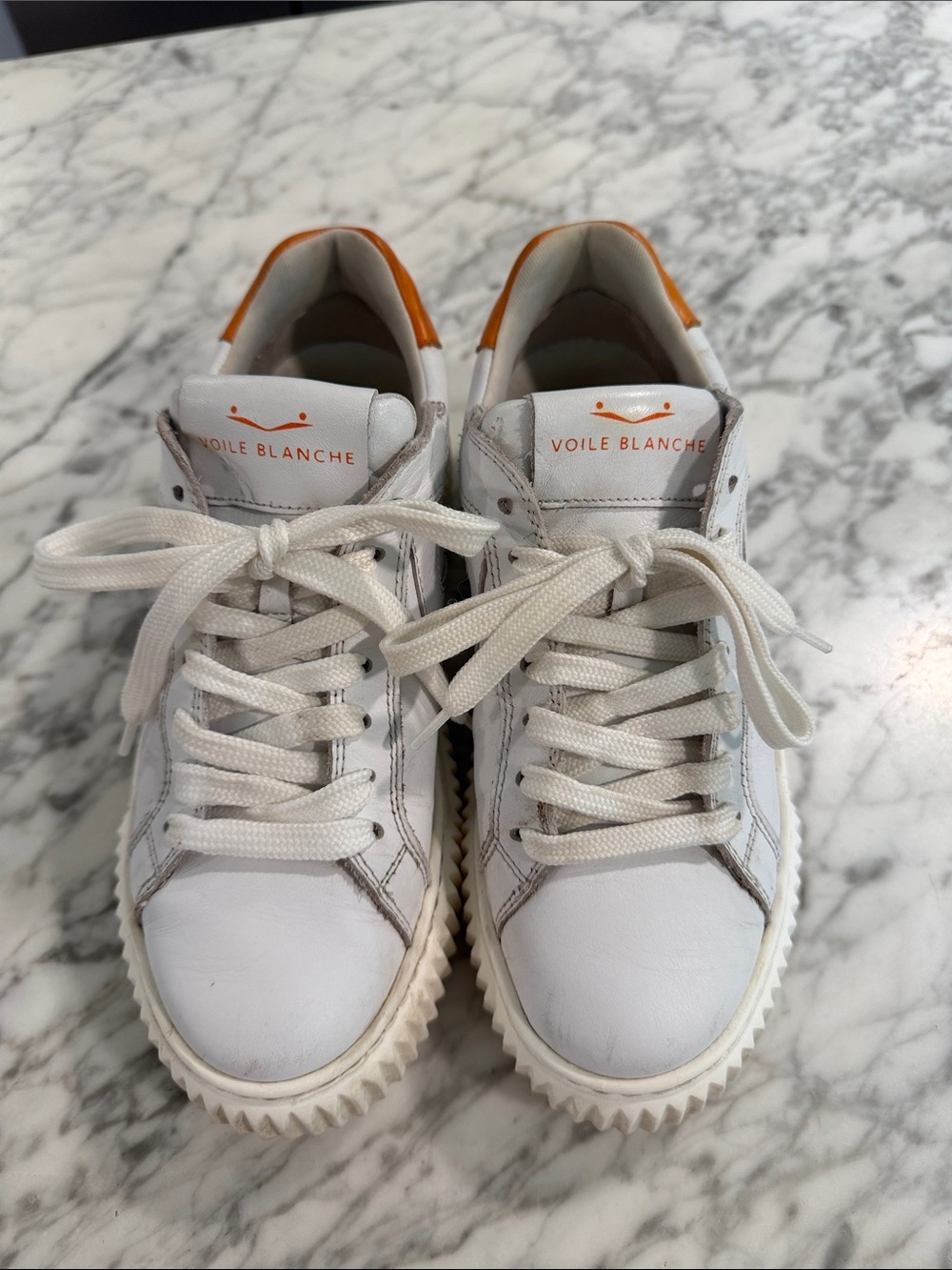 Voile Blanche White Sneakers with Orange Heel Tab